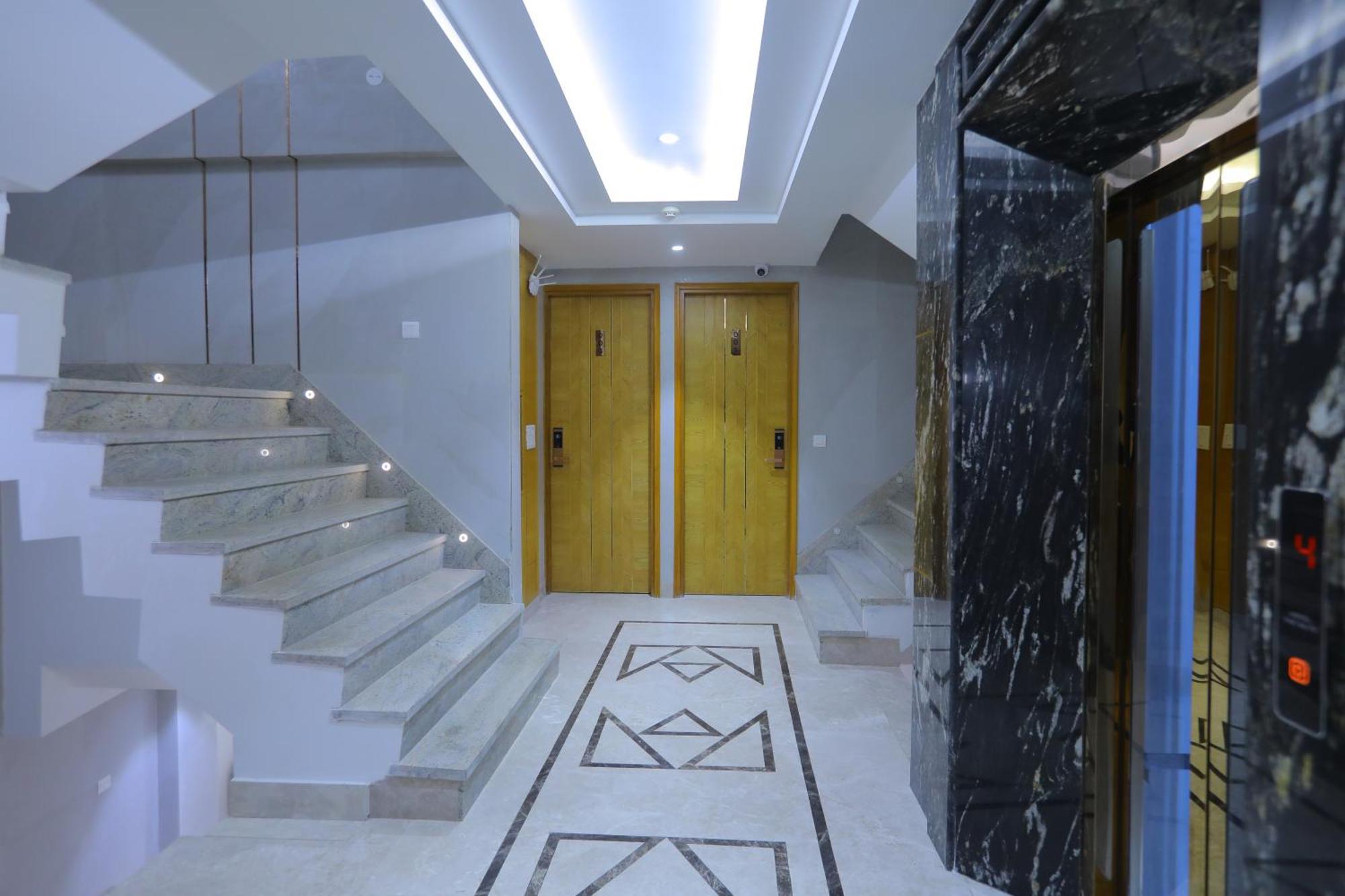 Hotel Glitz - Walk In From New Delhi Railway Station Nova Deli Exterior foto